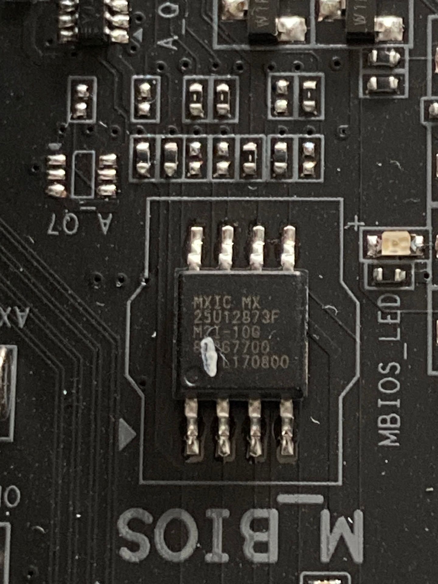 Resurrecting a "Dead" Motherboard: A BIOS Chip Adventure